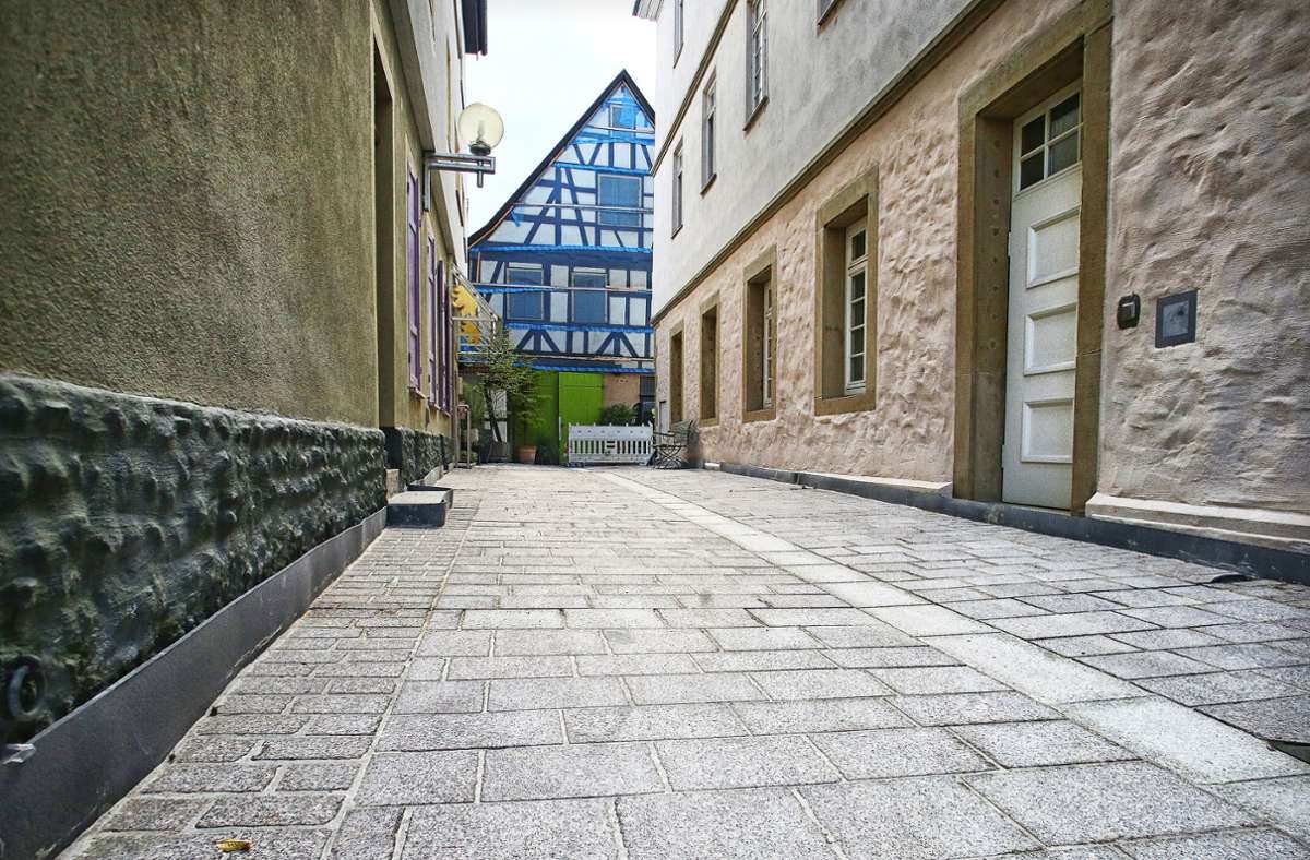 Das neue Pflaster in Marbach sorgt für Gesprächsstoff. Foto: Avanti