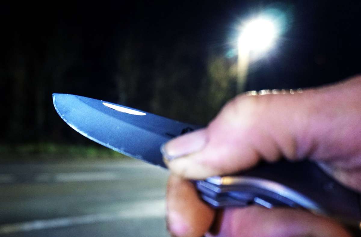 Die Gewalt mit Messern ist erstmals separat erfasst worden. Foto: imago images/Gottfried Czepluch
