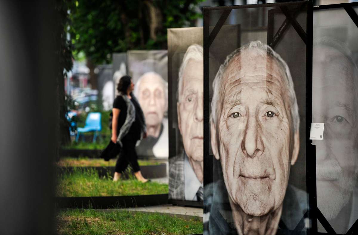 Ausstellung in Stuttgart: Auge in Auge mit Überlebenden des Holocaust