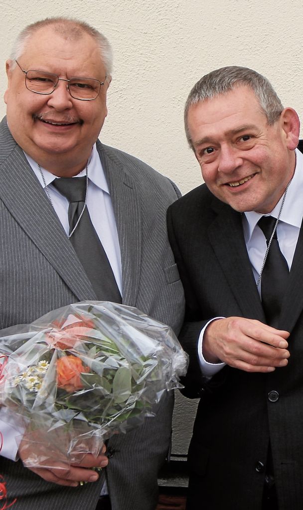 PLOCHINGEN: Thomas Lodermeyer und Uwe Mathes sind nach 25 Jahren Beziehung endlich Eheleute - Die Welt hat sich gedreht für Homosexuelle: Die trauen sich was!
