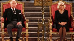 König Charles III. hält Antrittsrede vor dem Parlament