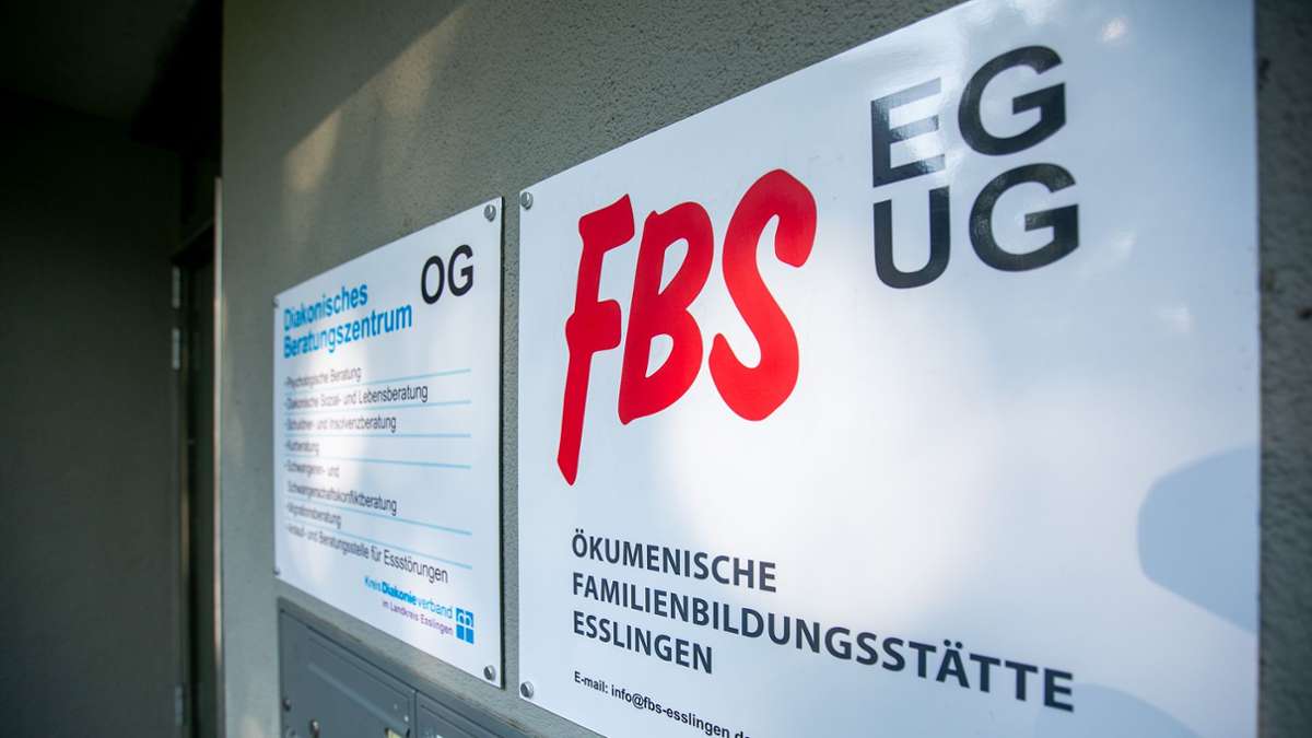 Ökumenische Familienbildungsstätte Esslingen: Schließung der Familienbildungsstätte  wird gemildert