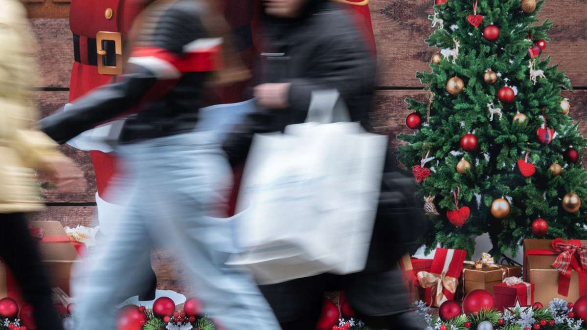 Streiks im Weihnachtsgeschäft: Letzte Chance im Tarifkonflikt des Einzelhandels
