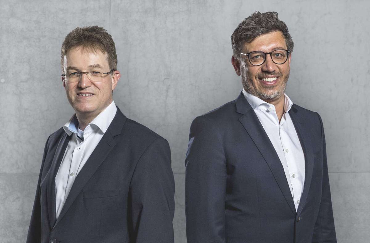 Pierre-Enric Steiger (links) will Claus Vogt als Präsident des VfB Stuttgart ablösen.