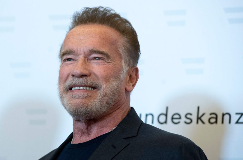 Coronavirus: Arnold Schwarzenegger wirbt mit Tier-Video fürs Zuhausebleiben