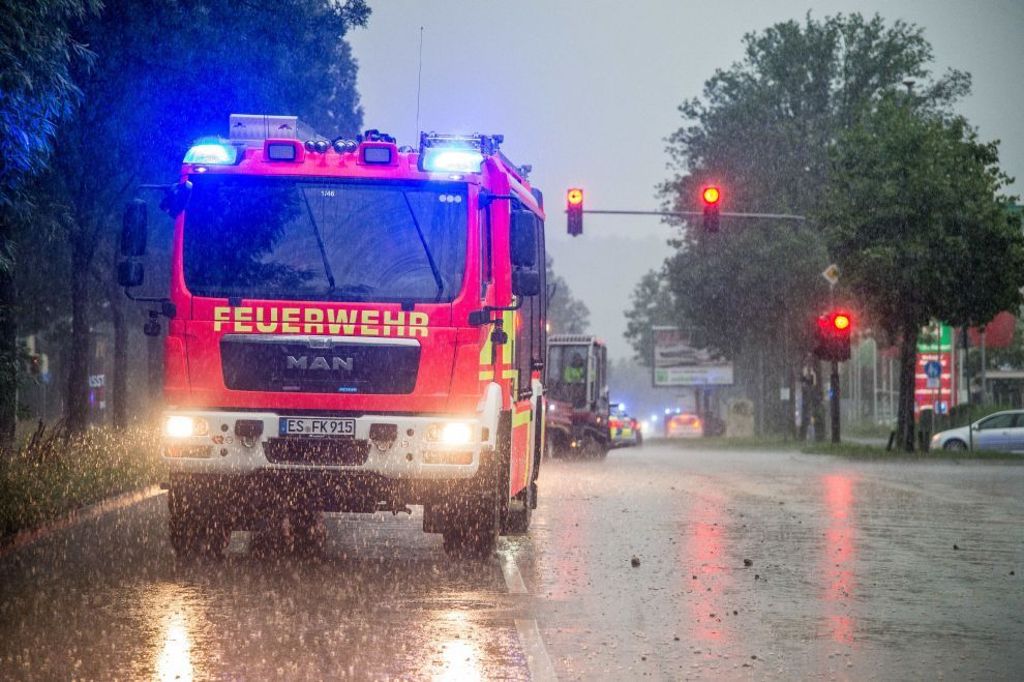 11.06.2018 Schwere Schäden und Chaos nach Unwetter über Kirchheim