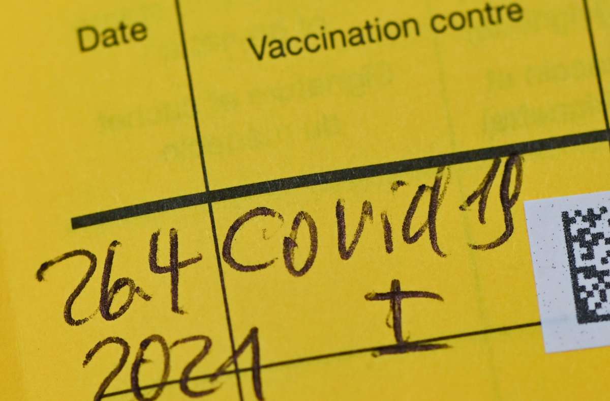 Coronavirus: Ampel-Pläne: Bis zu fünf Jahre Haft für Impfnachweis-Fälschung