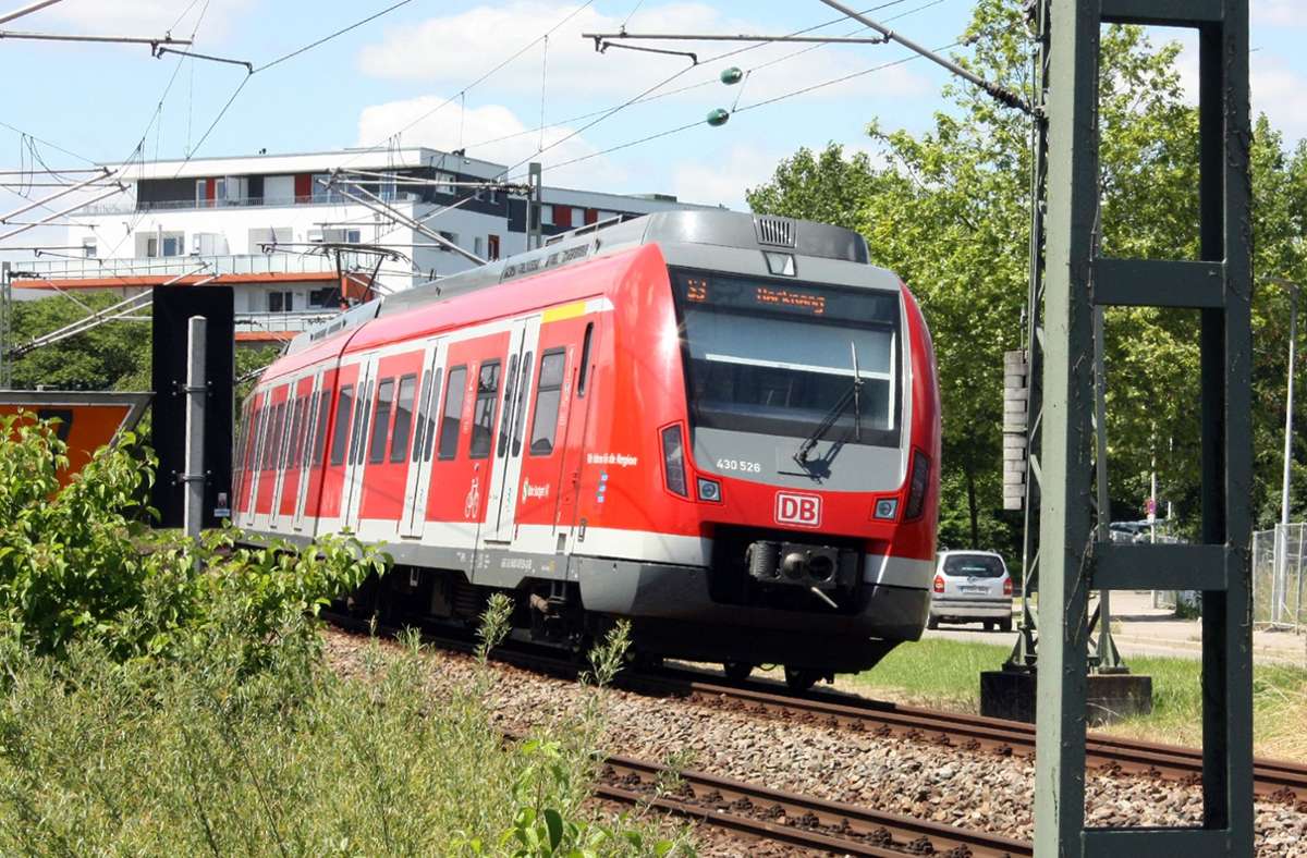 Der S-Bahn-Streckenabschnitt, der mitten durch Leinfelden-Echterdingen führt, soll offenbar von 2025 an saniert werden. Foto: Archiv//Natalie Kanter