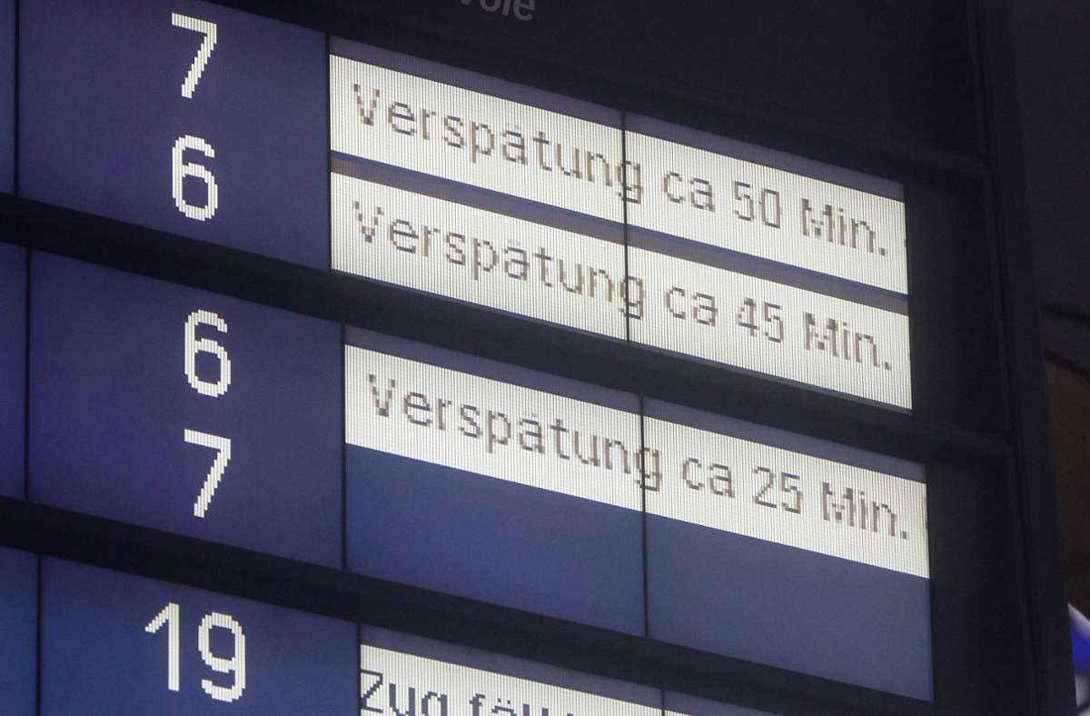 Viele Züge der Deutschen Bahn kommen zu spät. Foto: imago/Ralph Peters