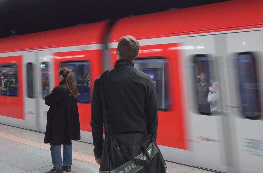 Coronakrise in der Region Stuttgart: S-Bahnen fahren nur noch im Halbstundentakt