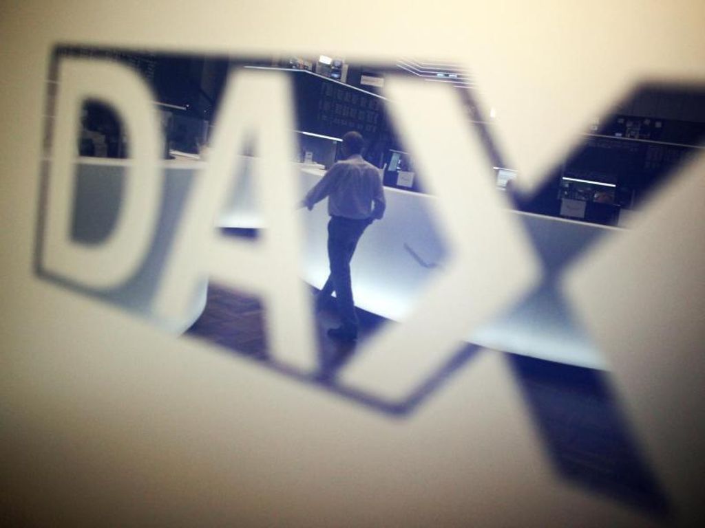 Börse in Frankfurt: Dax rutscht wegen Virus und Ifo-Daten deutlich ab