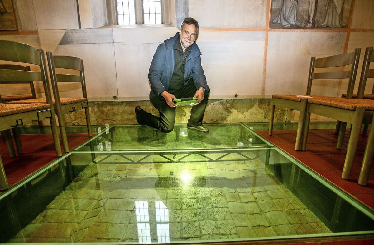 Plochinger Ottilienkapelle: Verloren geglaubte Kacheln wiederentdeckt