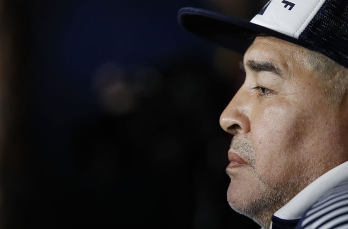 Sorge um Maradona: Argentiniens Idol wieder im Krankenhaus