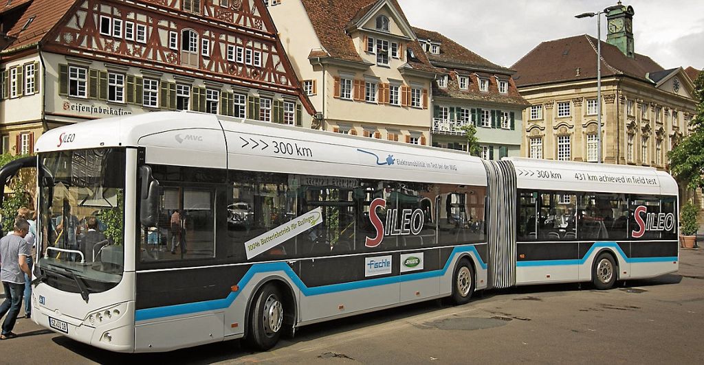 Der reine Elektrobus von Sileo, wie er kürzlich in Esslingen vorgestellt wurde. Er wirbt auch bei schwieriger Topografie mit einer hohen Reichweite. Fotos: Bulgrin