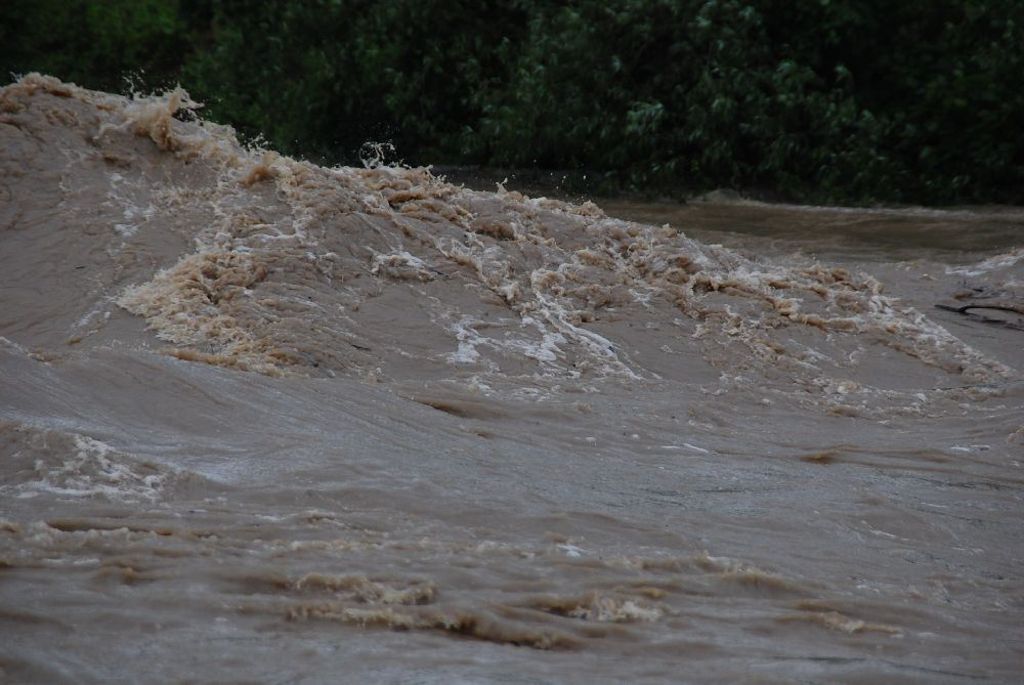 Wetterdienst warnt vor starkem Tauwetter - Hochwasser möglich