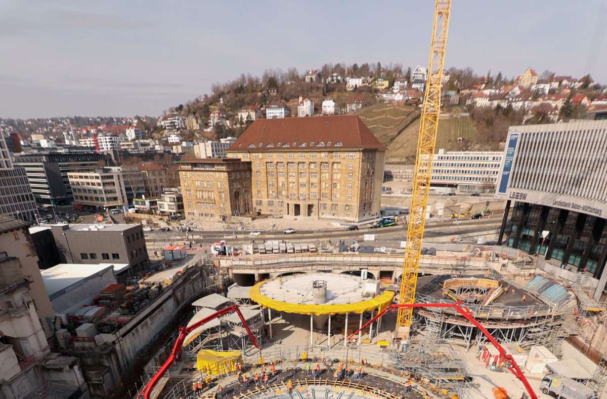 Über die Kosten für den Bau des neuen   Tiefbahnhofs in Stuttgart wurde 2009 ein Vertrag geschlossen. Foto: /Julian Rettig