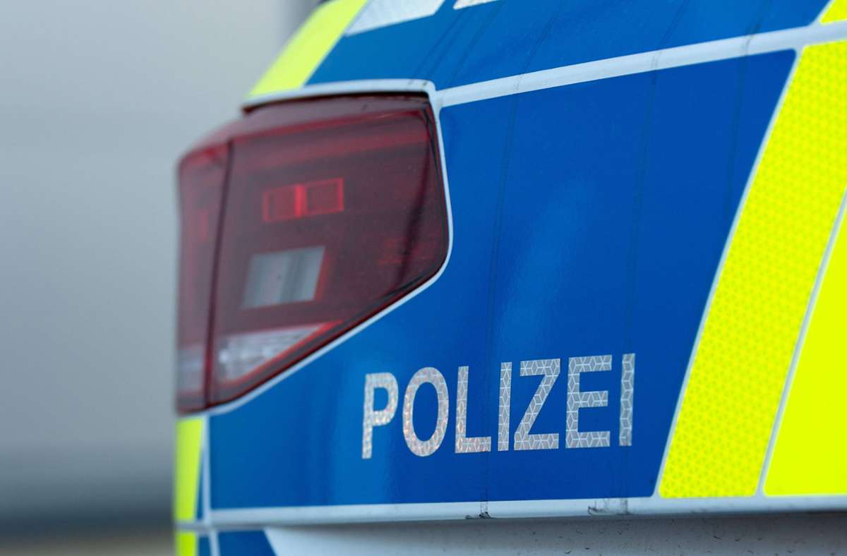 Sachbeschädigung in Esslingen: Pkw mutwillig beschädigt