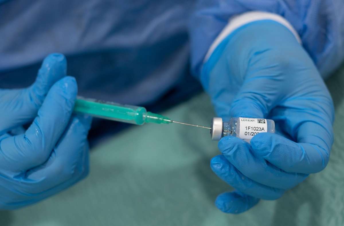 Ministerium zur Corona-Lage in Baden-Württemberg: Nun doch Vorteile für Menschen mit Impfauffrischung