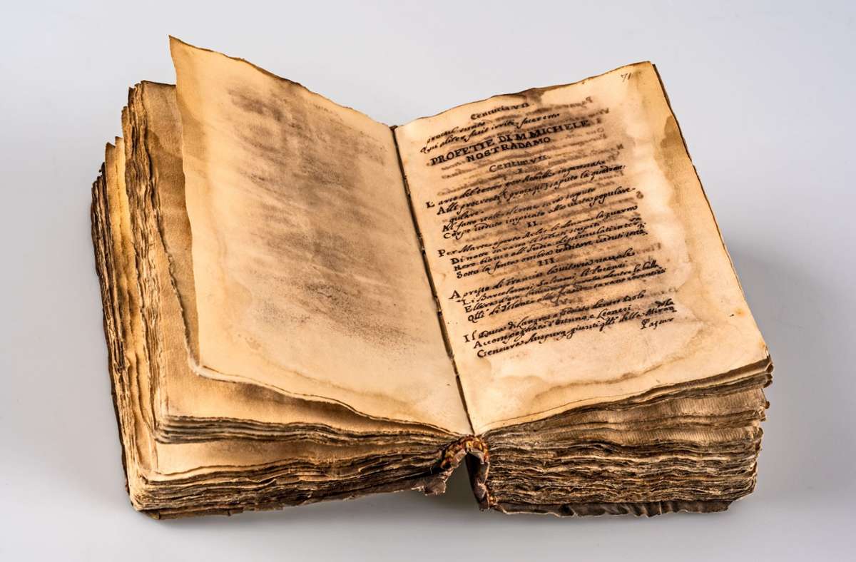 In Pforzheim aufgetaucht: Gestohlenes Nostradamus-Manuskript geht nach Rom