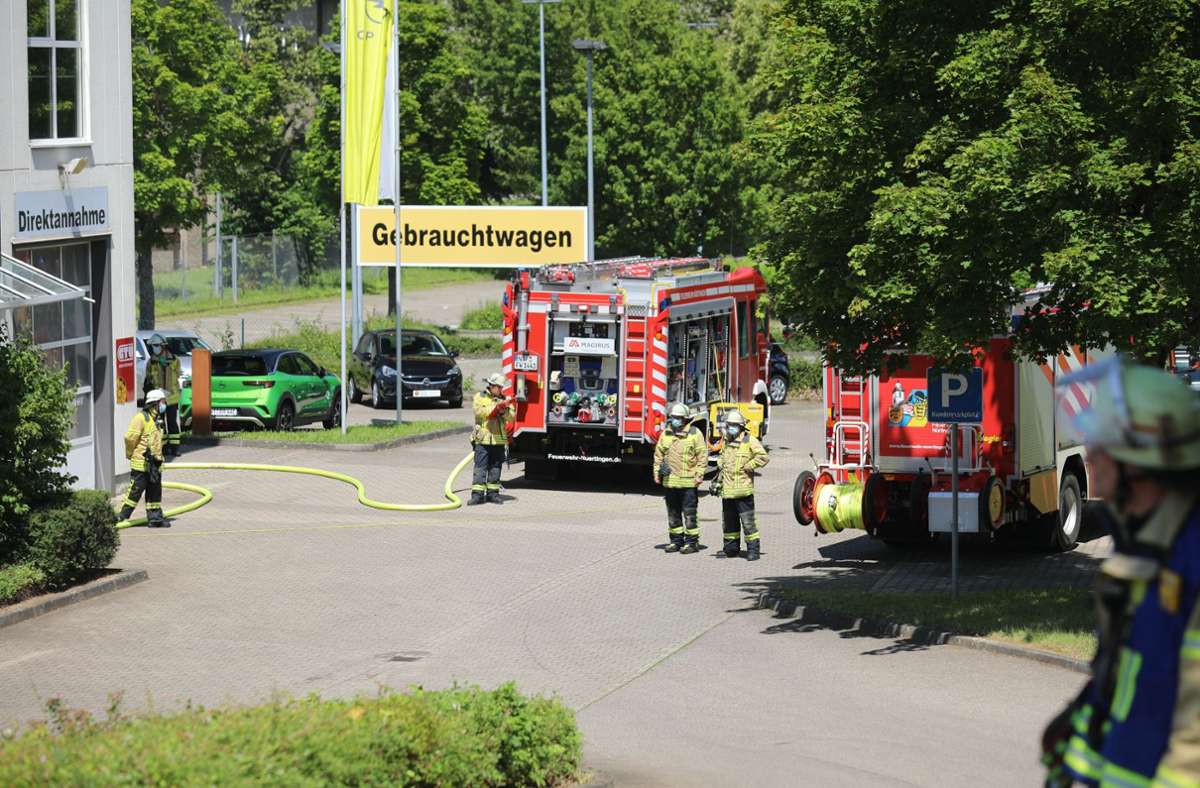 Brand in Nürtingen: Warmhaltebox auf der Herdplatte verursacht Küchenbrand