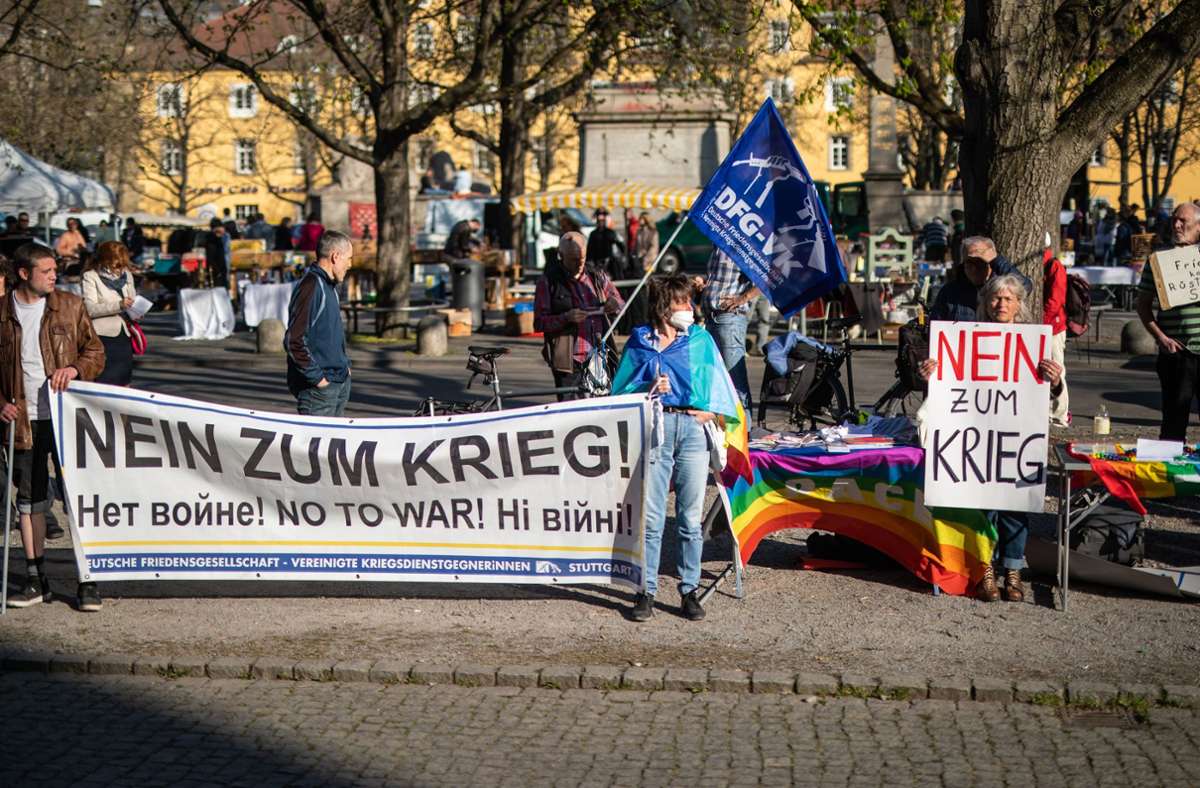 Die Demo am Stauffenbergplatz Foto: Lichtgut/Christoph Schmidt