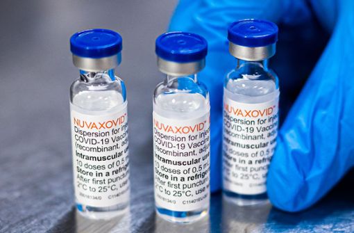 Die erste Lieferung des Novavax-Impfstoffes ist im Landkreis Esslingen eingetroffen. Foto: dpa/Moritz Frankenberg