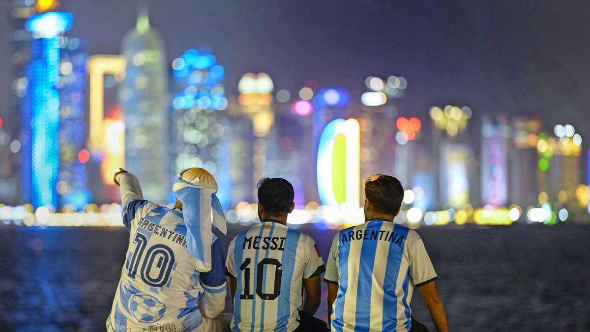 Fußball-WM in Katar: Ein Turnier mit Sand im Getriebe