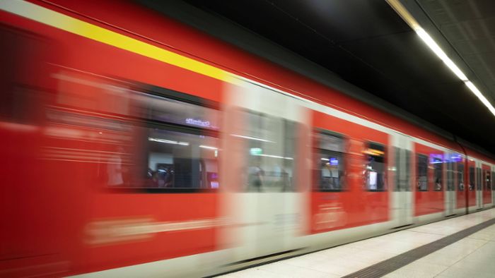 Stuttgarter S-Bahnen starten mit großen Verspätungen