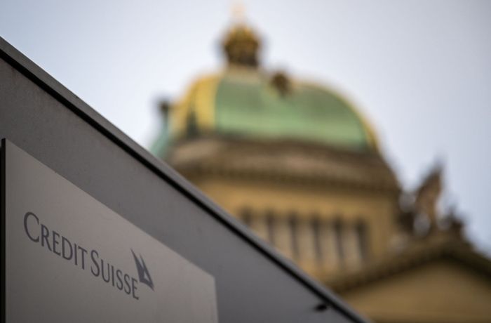 Bankenkrise in der Schweiz: UBS übernimmt Credit Suisse