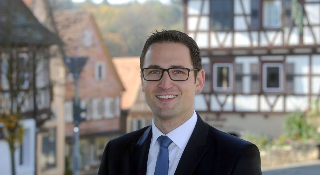 Ralf Barth aus Dettingen/Erms will Bürgermeister in Denkendorf werden: Der Erste wirft Hut in den Ring