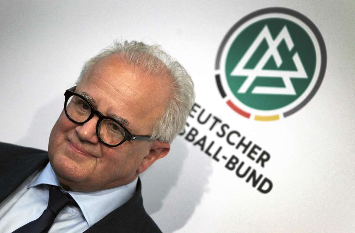 Rücktrittserklärung des DFB-Präsidenten nach Nazivergleich: Fritz Kellers Eigentor in der Nachspielzeit