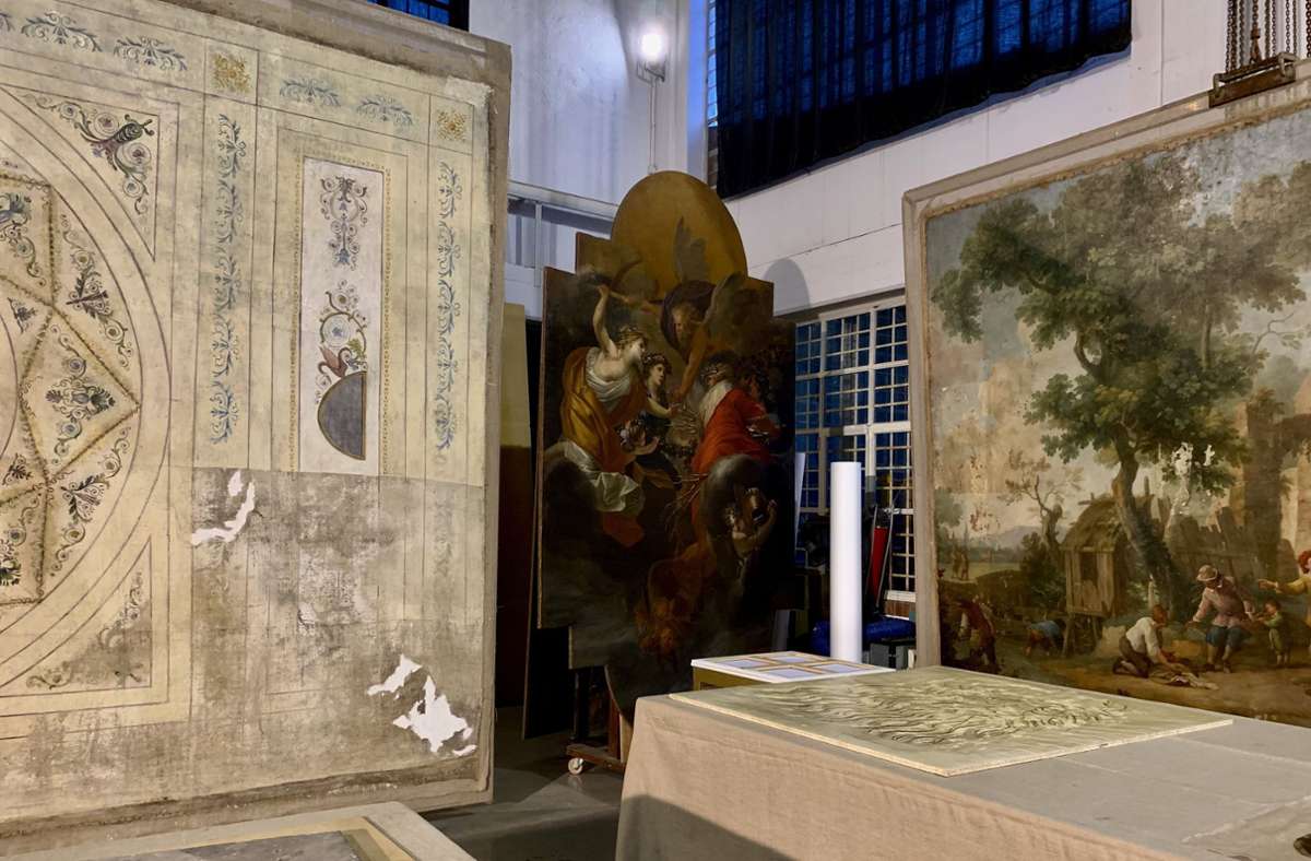 Fresken, Gemälde, Gebäude – die Nicolas restaurieren Kunst, die vom Zahn der Zeit angenagt wurden.