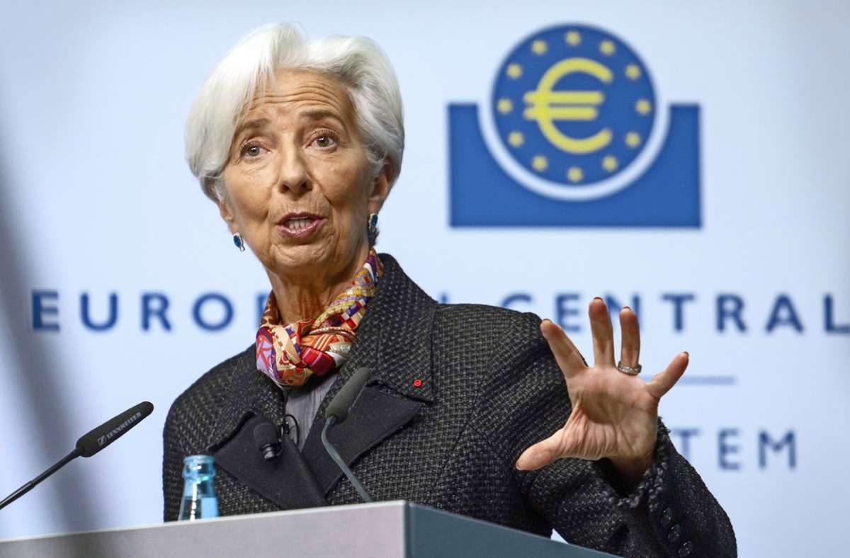 Umstrittene EZB-Politik: Minuszinsen auf jeden zehnten Spar-Euro