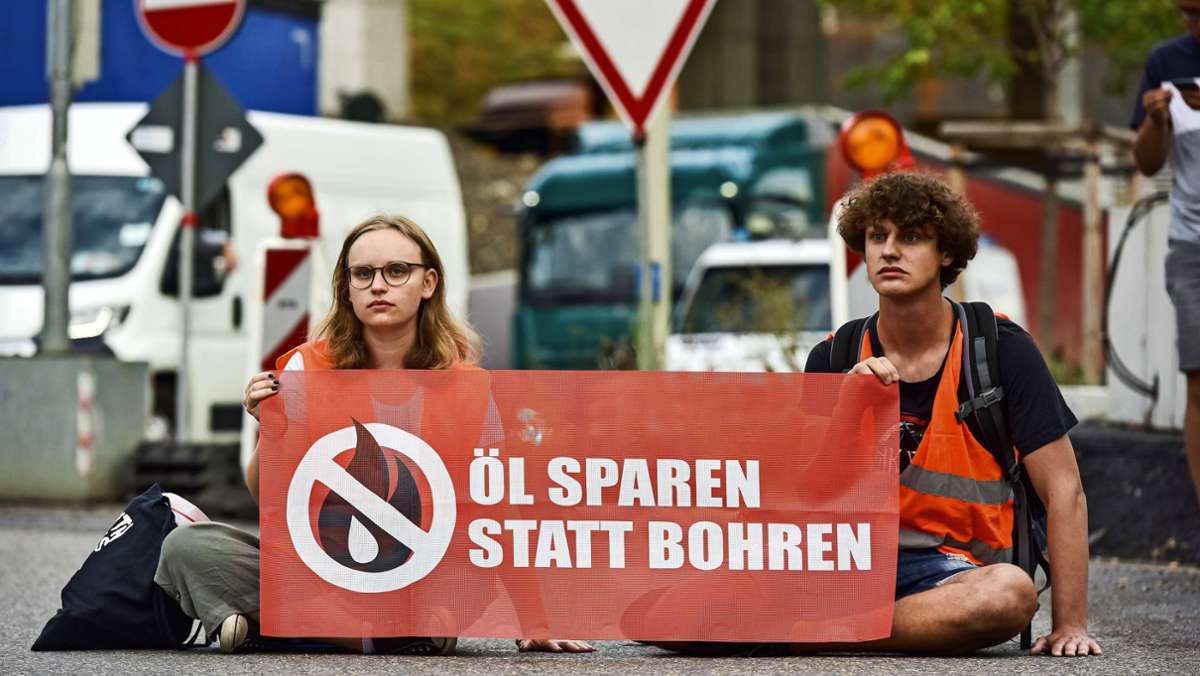 Radikale Klimaschützer in Stuttgart: Helfen Straßenblockaden dem Klima?