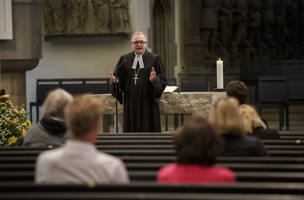 Erster Gottesdienst  während Corona: Zum Gedenken zurück in die Stuttgarter Stiftskirche