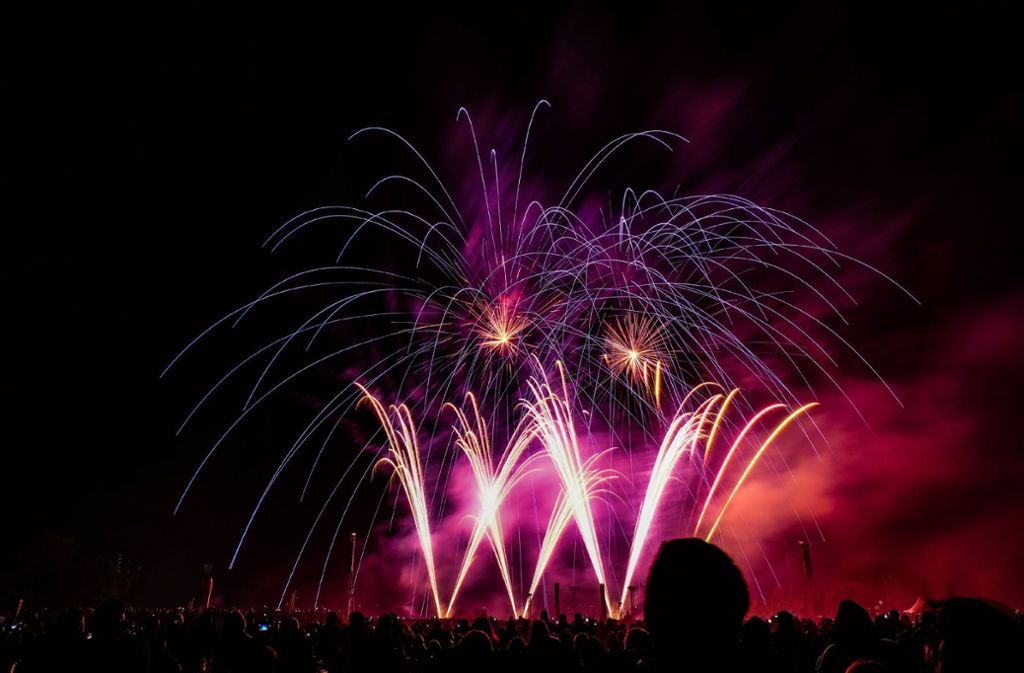 Bei den Flammenden Sternen treten Indien, Singapur und Schweden an: Feuerwerk-Spektakel in Ostfildern