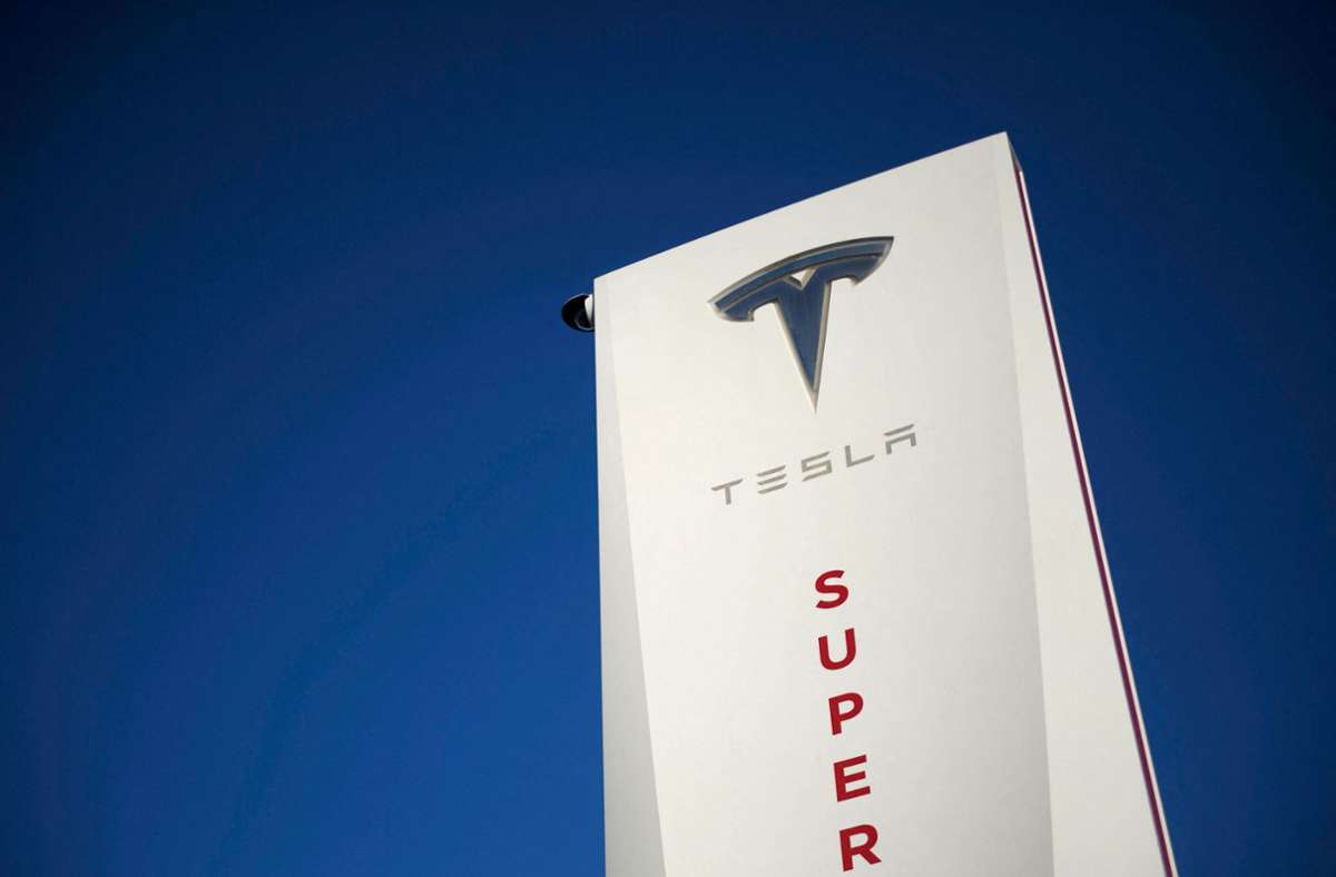 Tesla: US-Elektroautobauer schafft Rekordgewinn im ersten Quartal