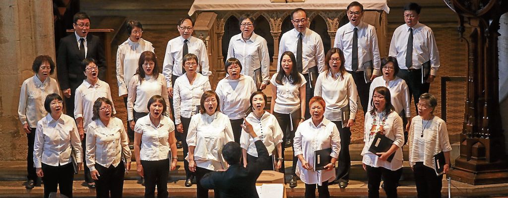 ESSLINGEN:  Die Jugendkantorei feiert mit Gästen aus Hongkong das 500-jährige Bestehen der Frauenkirche: Im Eilschritt durch die Jahrhunderte