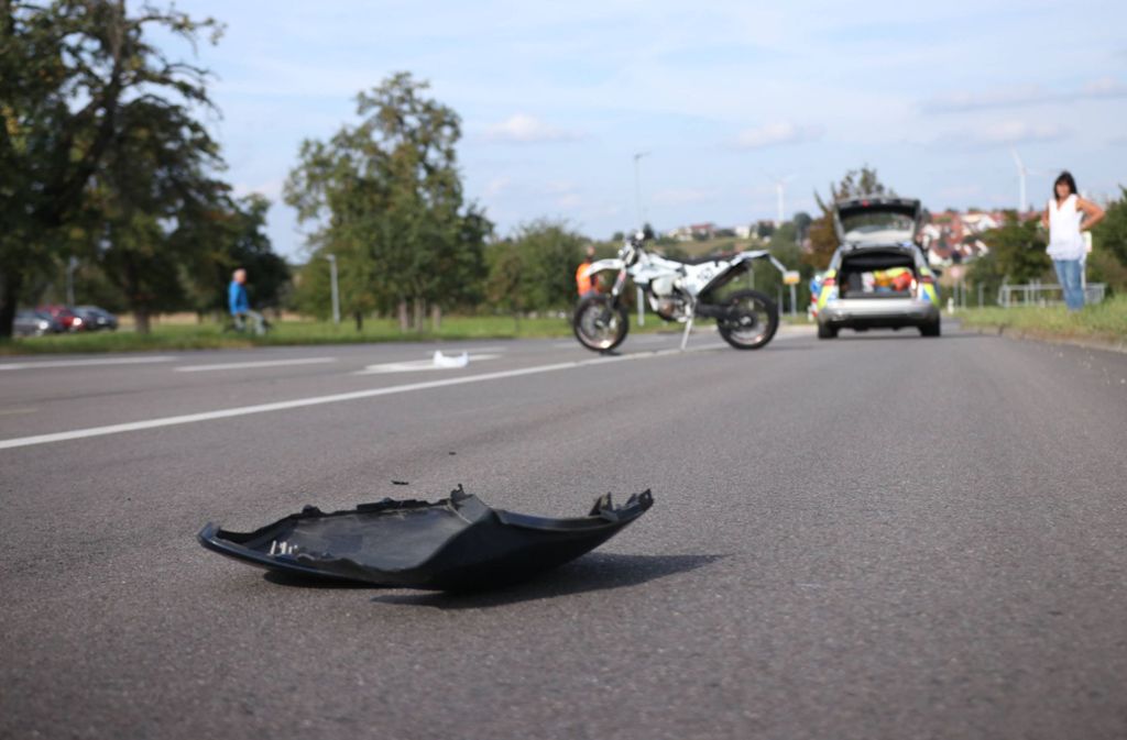 Baltmannsweiler: 21-jähriger Motorradfahrer schwer verletzt