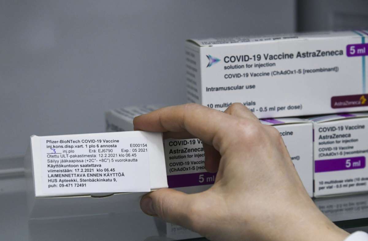 Aufhebung des Astrazeneca-Impfstopps?: Hausärzte mahnen zur Eile – neue Corona-Entscheidungen stehen an