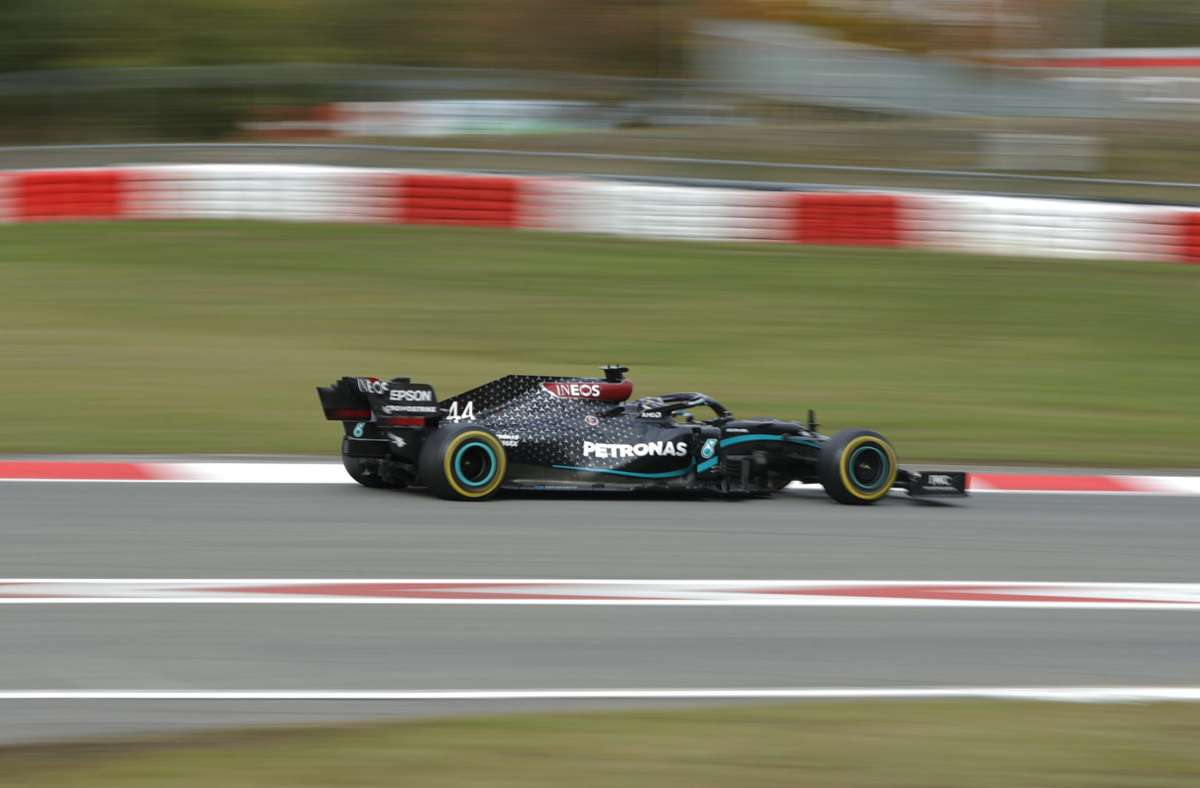 Formel-1-Rennen am Nürburgring: Lewis Hamilton stellt Schumacher-Rekord ein
