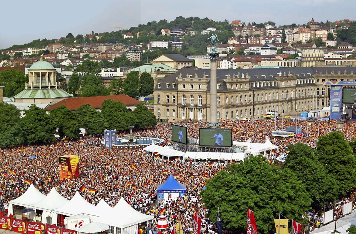 Massenevents in Stuttgart: Wer darf 2024 auf den Schlossplatz – die EM oder die Jazz Open?
