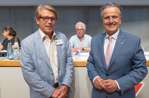 Mietervereinschef Rolf Gaßmann (links) und Frank Nopper (rechts) hatten beide viel zum Wohnungsbau zu reden. Foto: /Lichtgut/Leif Piechowski
