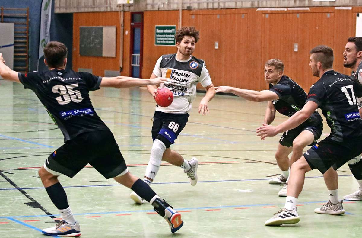 Handball-Verbandsliga: Gedränge in der breiten Mitte der Handball-Verbandsliga