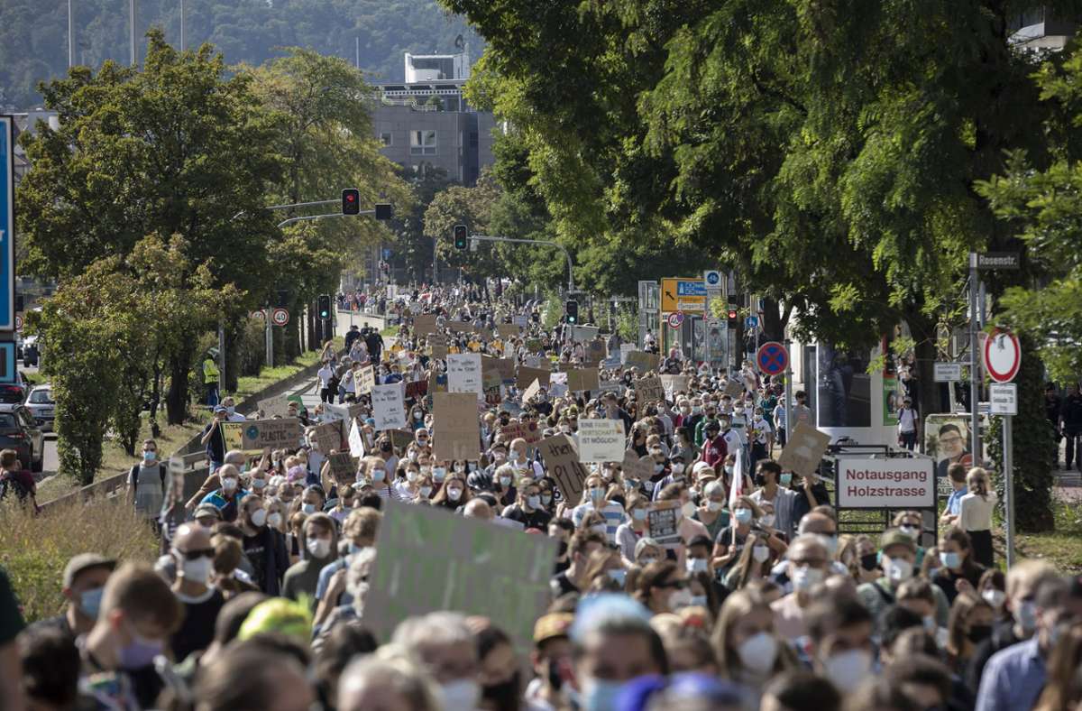 „Fridays for Future“ in Baden-Württemberg: Tausende junge Klimaschützer protestieren allein in Stuttgart