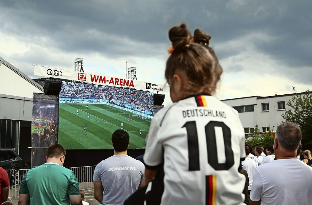 Public Viewing bei Hahn Audi Esslingen: In der EZ-WM-Arena geht es wieder rund