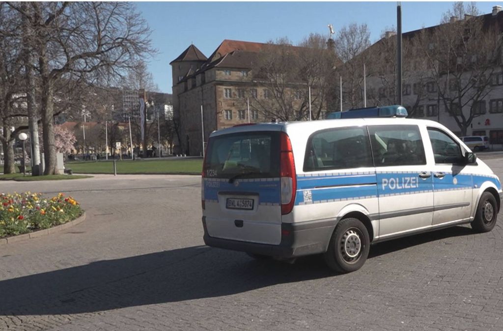 Kontrollen wegen Coronavirus  in Baden-Württemberg: Polizei stellt  1.000 Verstöße gegen Versammlungsverbot fest