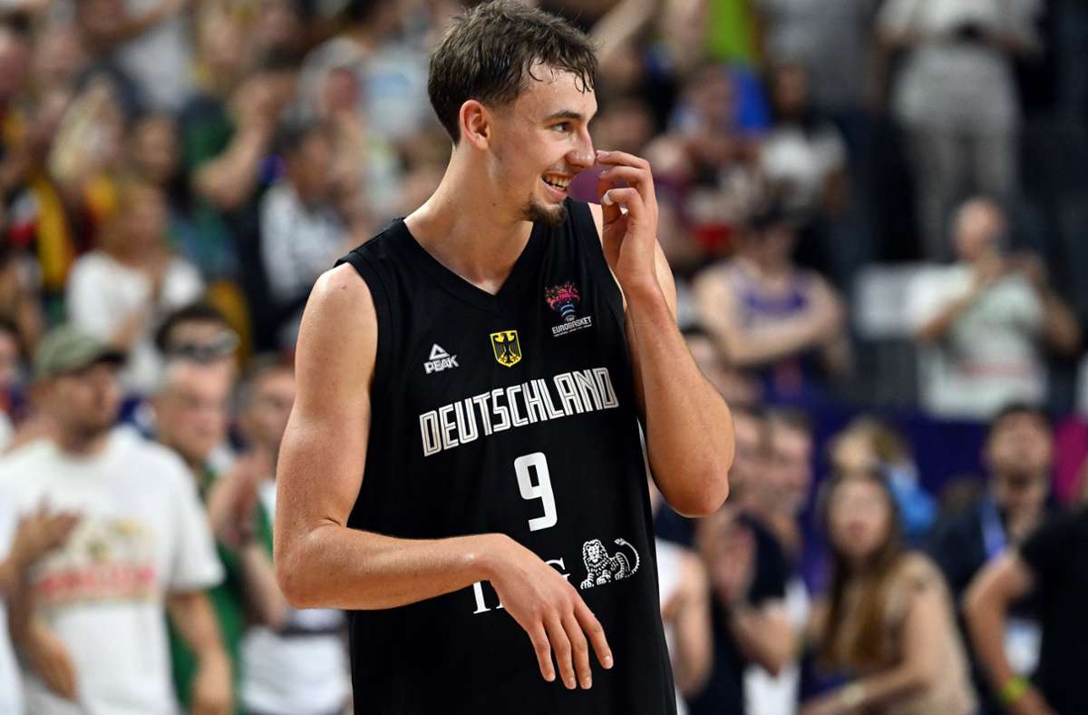 Basketball-EM Deutschlands Team zieht vorzeitig ins Achtelfinale ein - Sport