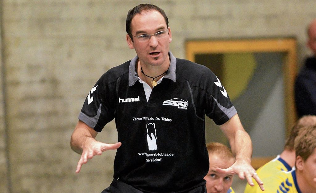 In der Handball-Halle fühlt sich Ralf Rascher wohl. In der kommenden Saison trainiert der frühere Ostfilderner den TSV Deizisau.Archiv Foto: Strobel Quelle: Unbekannt