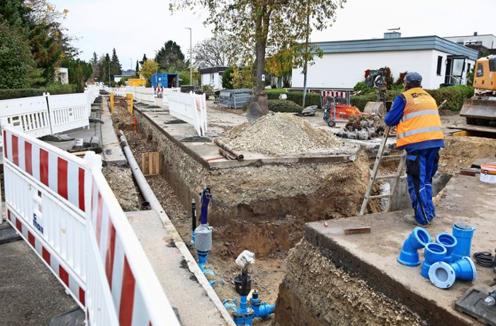 Bauarbeiten in der Köngener Ringstraße: Neue Wasser- und Gasleitungen für vier Straßen